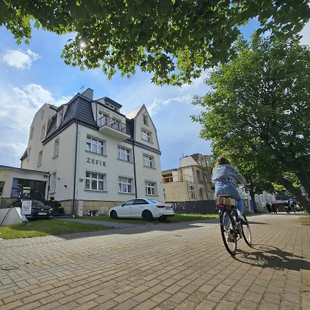 Zefir לינה וארוחת בוקר 3*